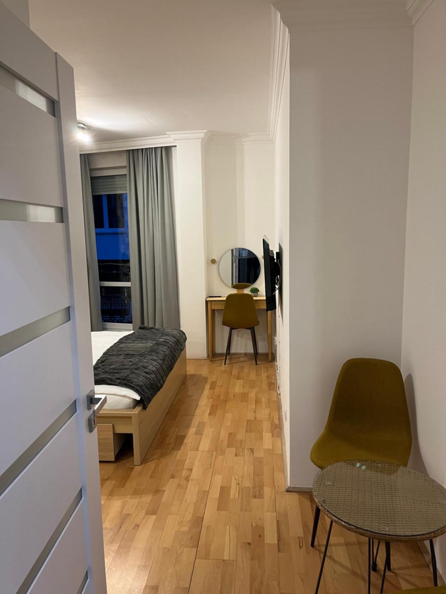 Ildiko'S 2 Bedroom Cosy Budapest Suite Exterior foto